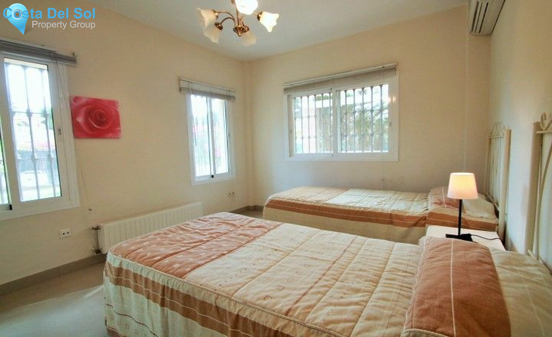 Detached Villa in Calahonda-1223077