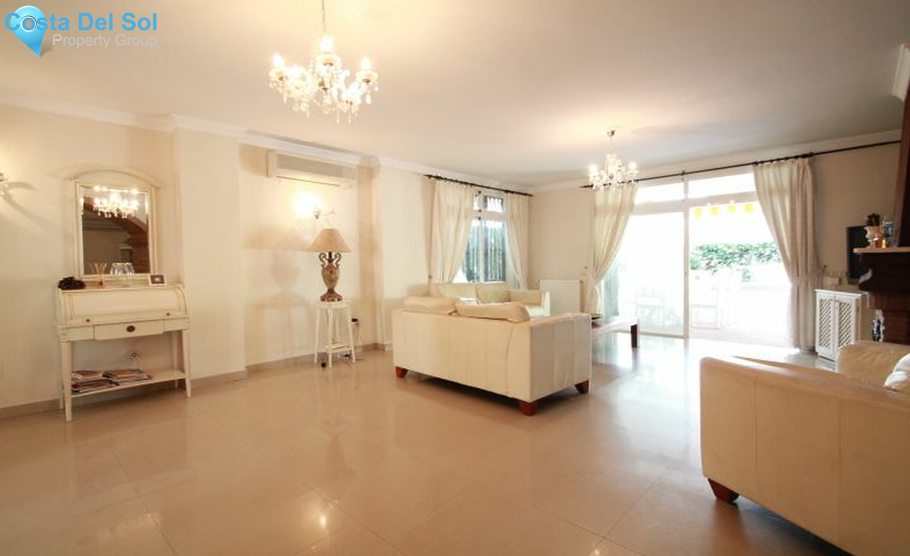 Detached Villa in Calahonda-1223066