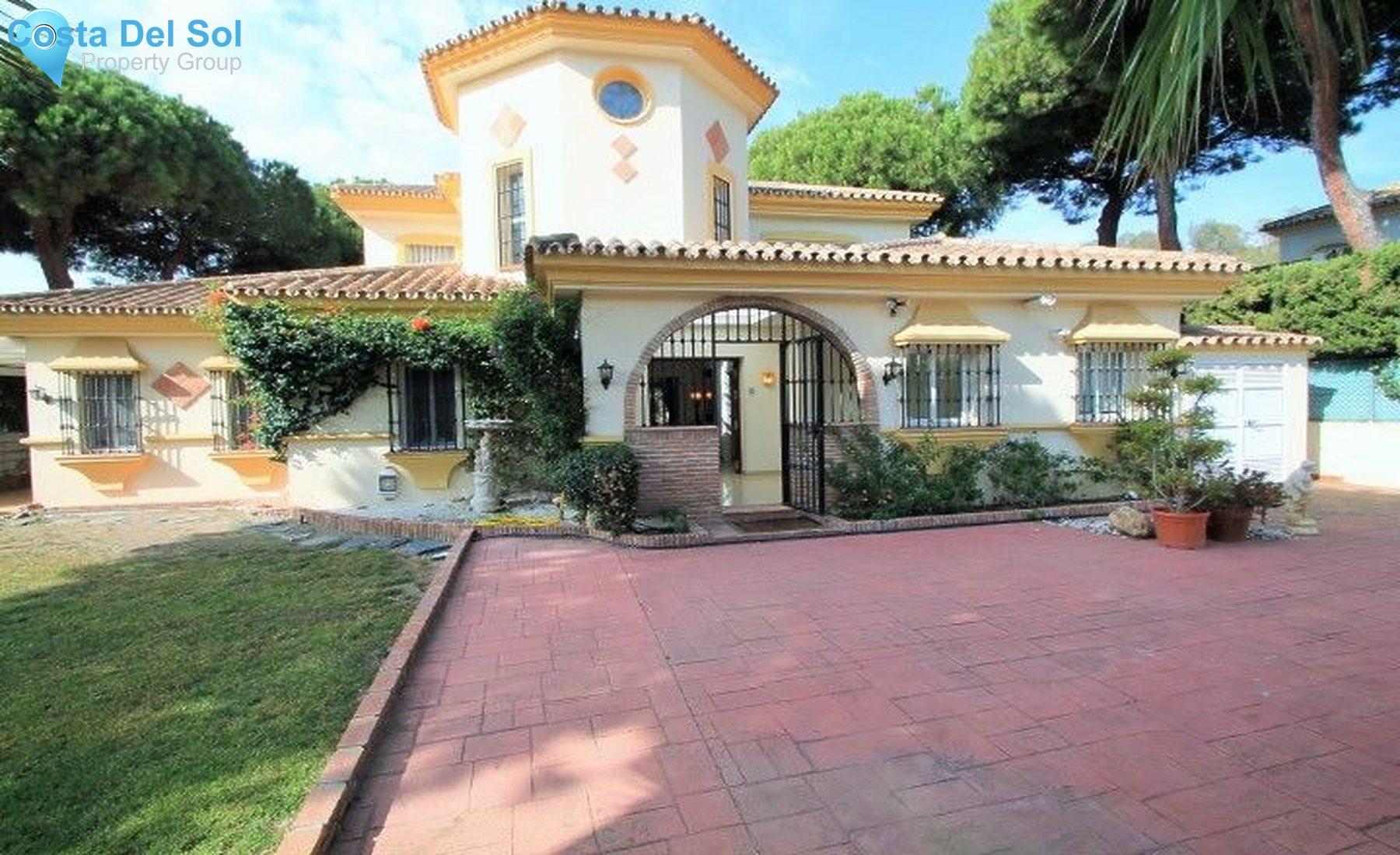 Detached Villa in Calahonda-1223084