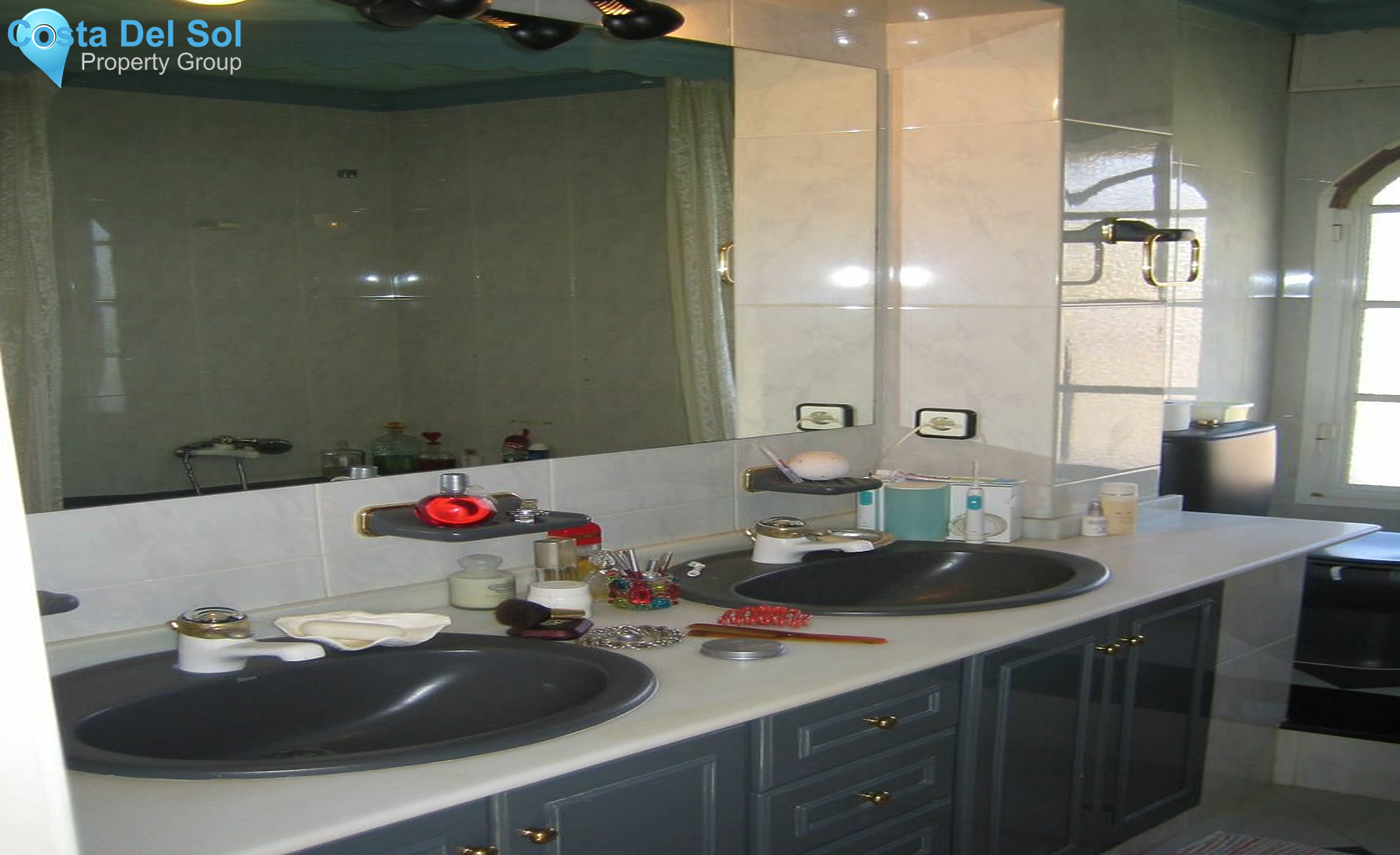 Detached Villa in Coín-1204129