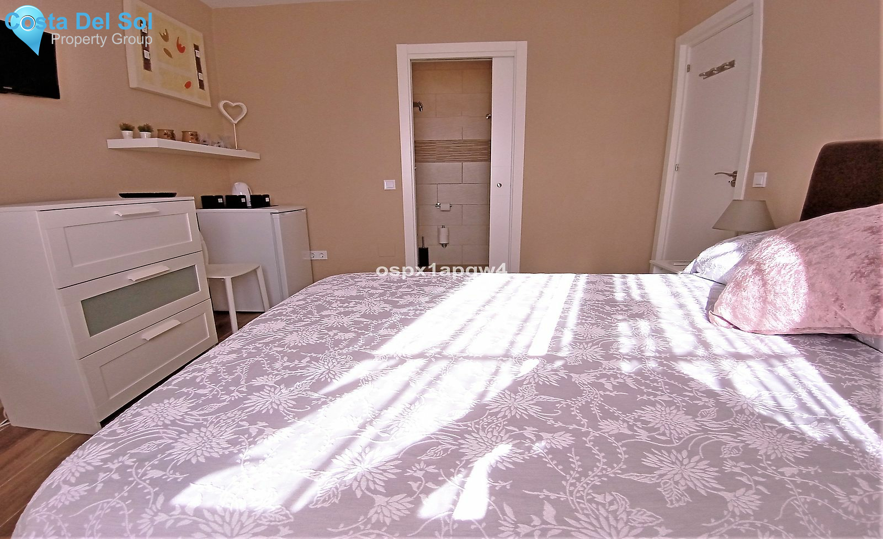 Detached Villa in El Coto-1533600