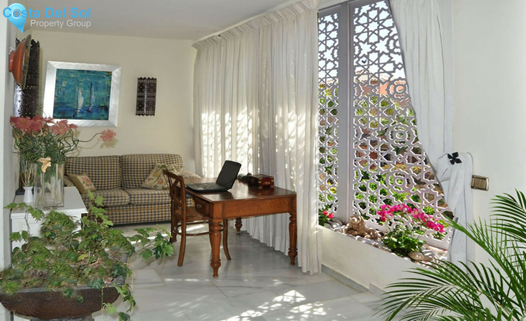Detached Villa in El Paraiso-723681