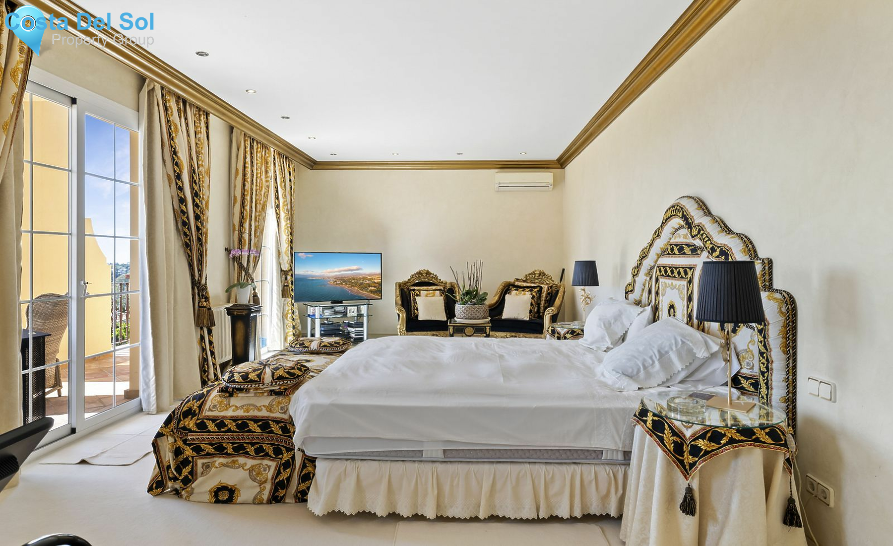 Detached Villa in El Paraiso-1141485