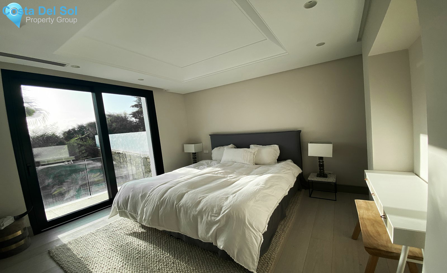 Detached Villa in El Paraiso-1161545