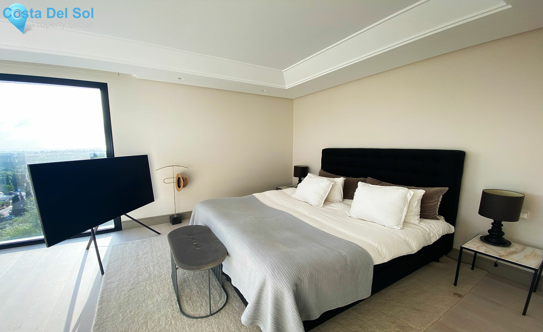 Detached Villa in El Paraiso-1161546