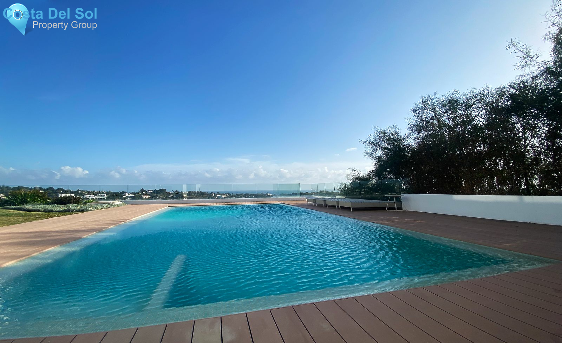 Detached Villa in El Paraiso-1161535