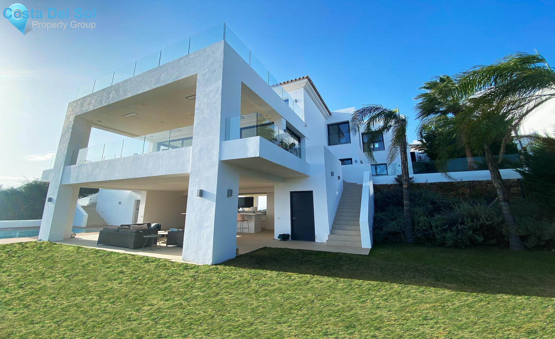 Detached Villa in El Paraiso-1161538