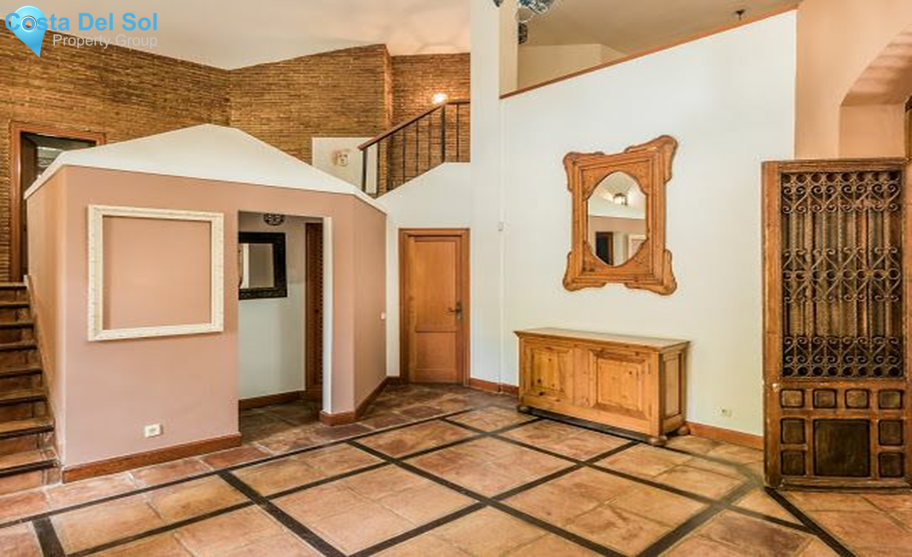 Detached Villa in El Paraiso-1164268