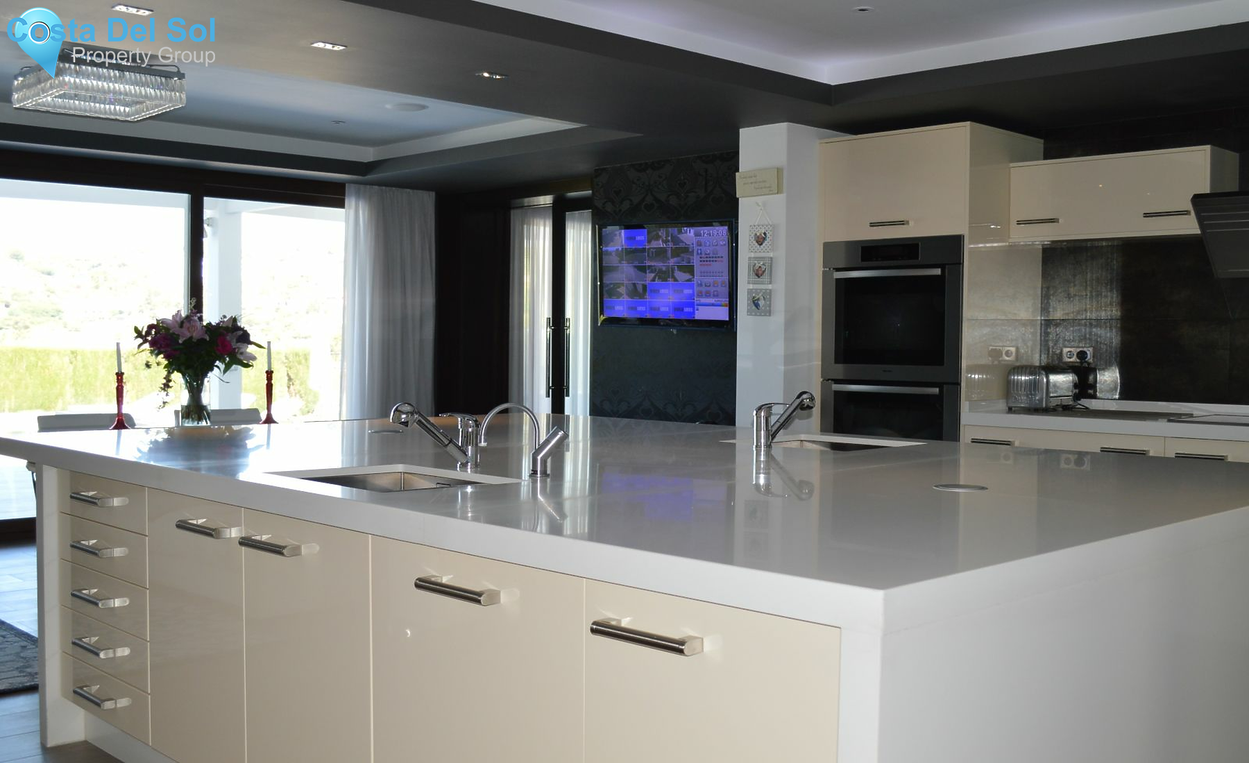 Detached Villa in El Paraiso-1186255