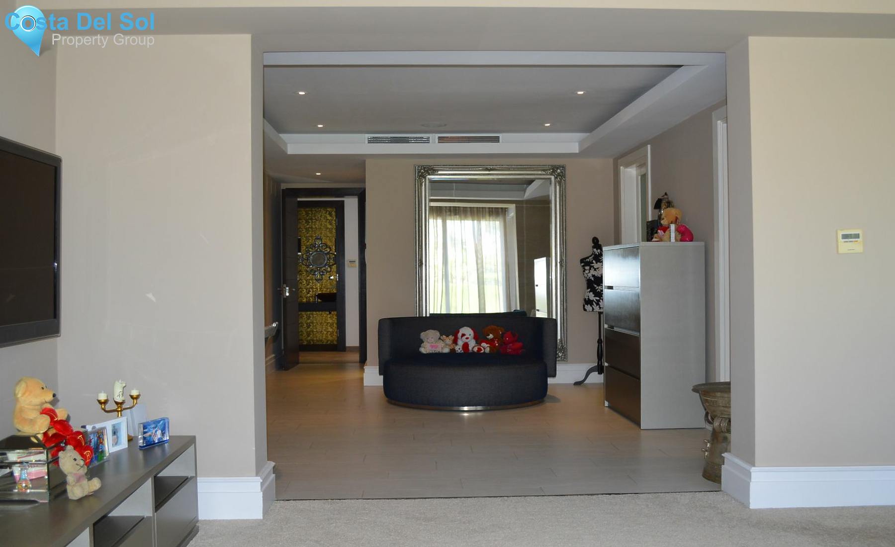 Detached Villa in El Paraiso-1186270