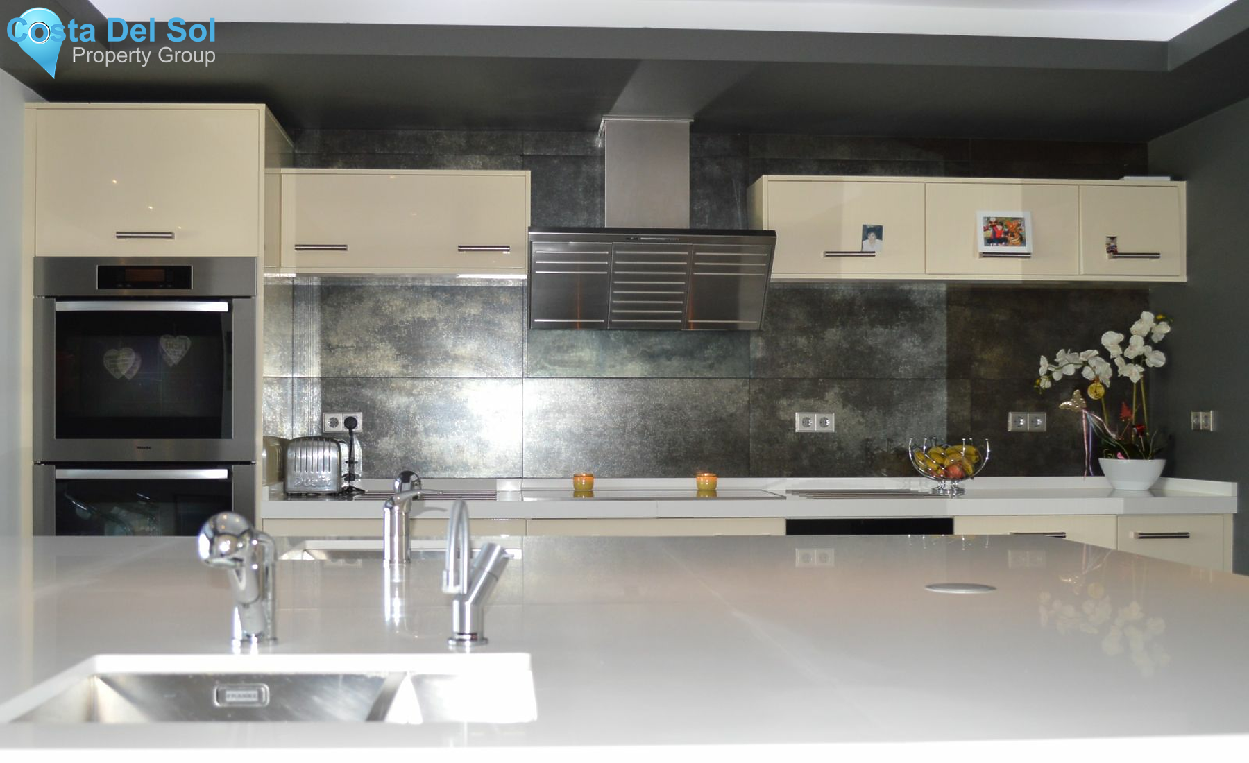 Detached Villa in El Paraiso-1186256