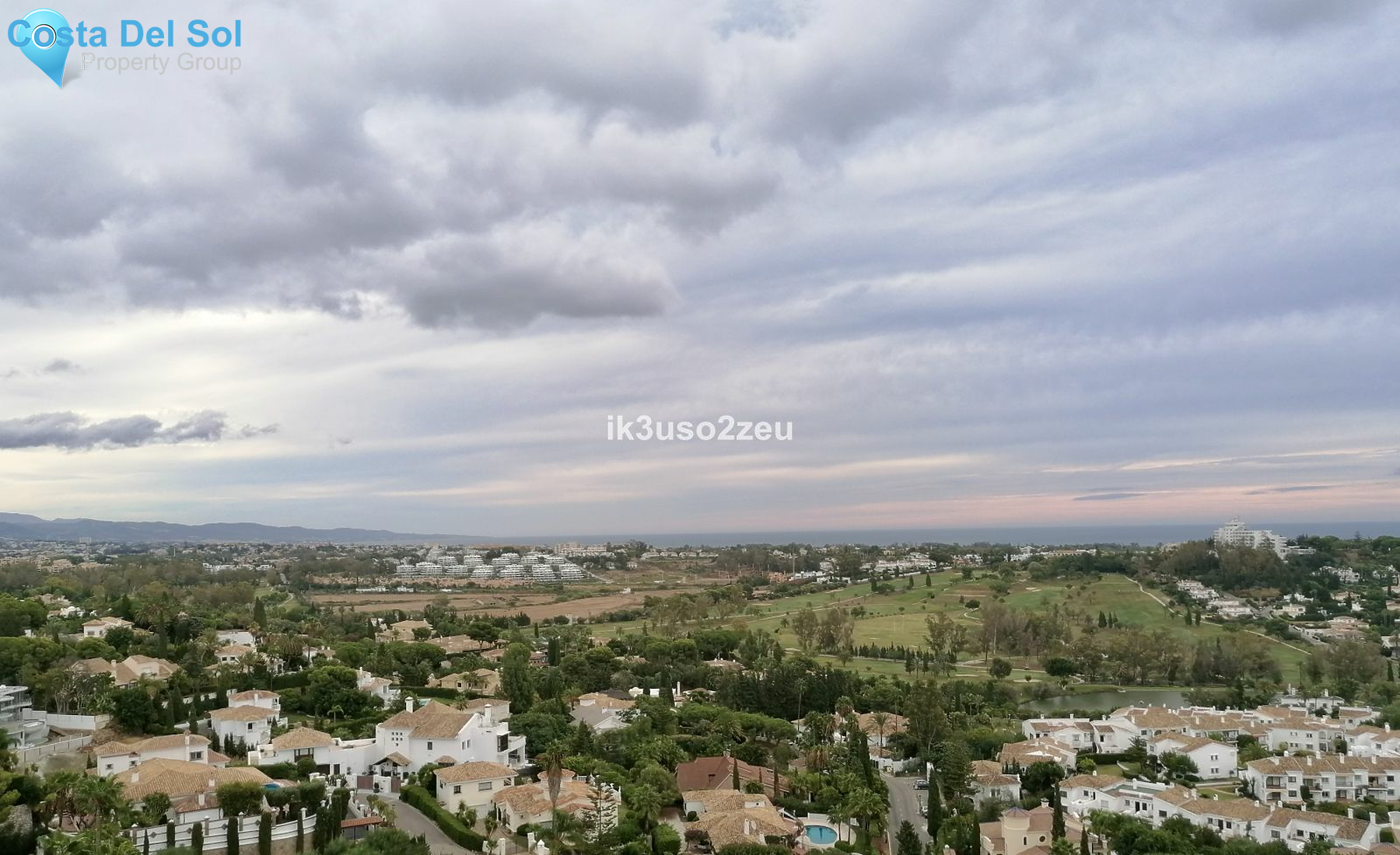 Detached Villa in El Paraiso-1202901