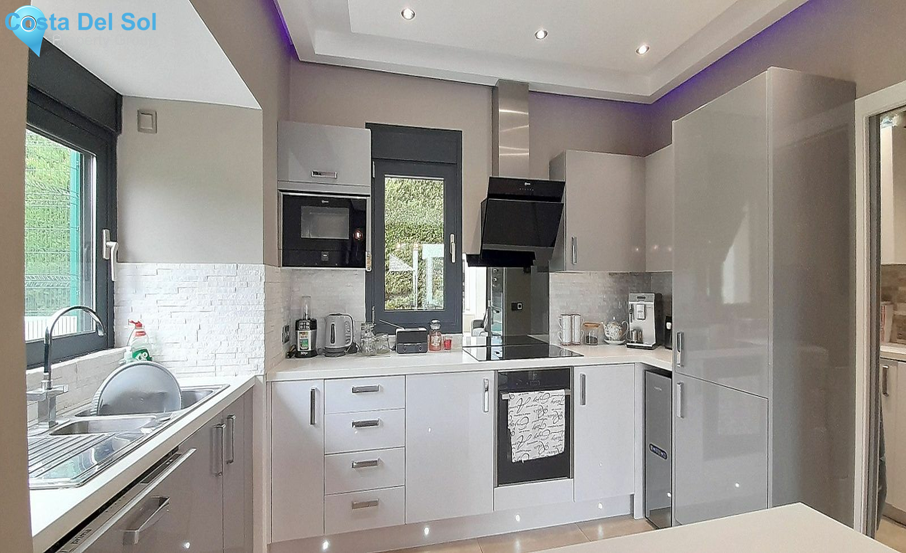 Detached Villa in El Paraiso-1417123