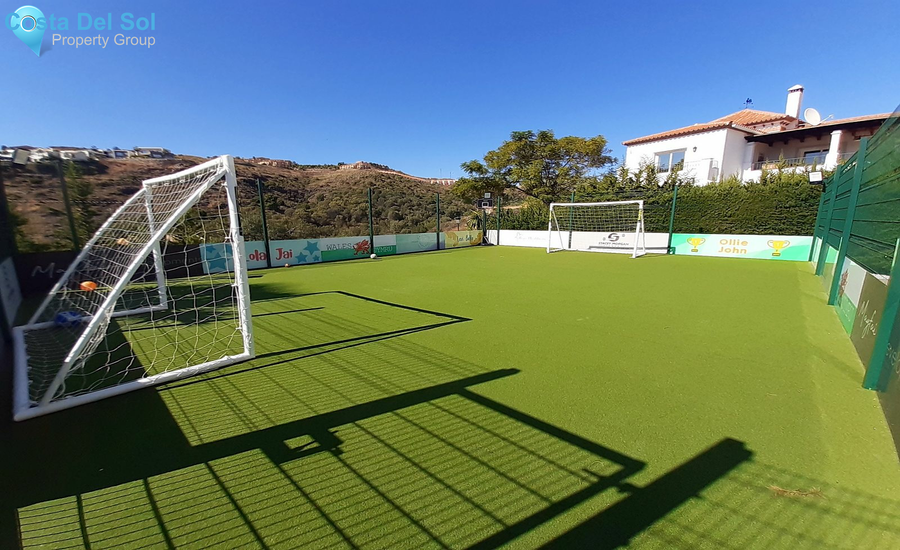 Detached Villa in El Paraiso-1417126