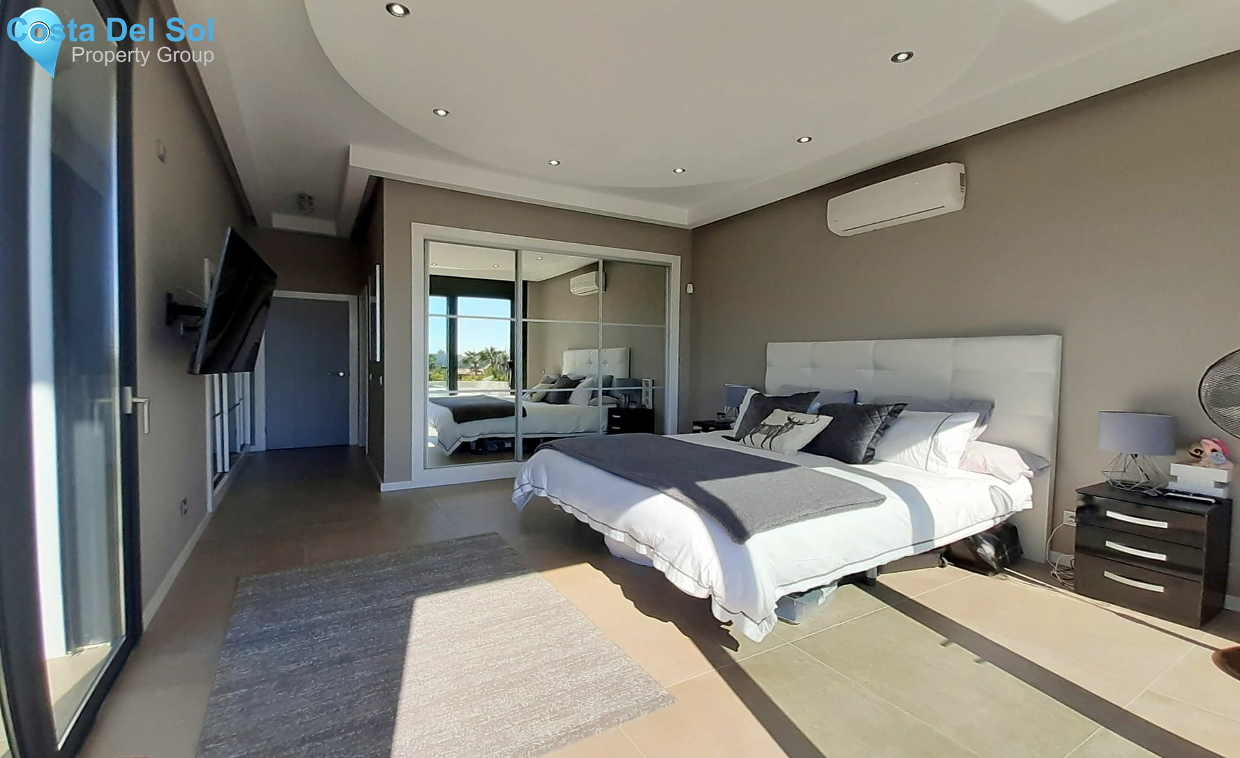 Detached Villa in El Paraiso-1417129