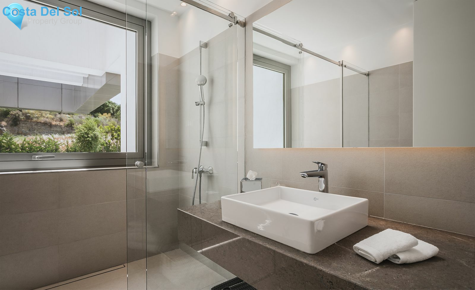 Detached Villa in El Paraiso-1468657