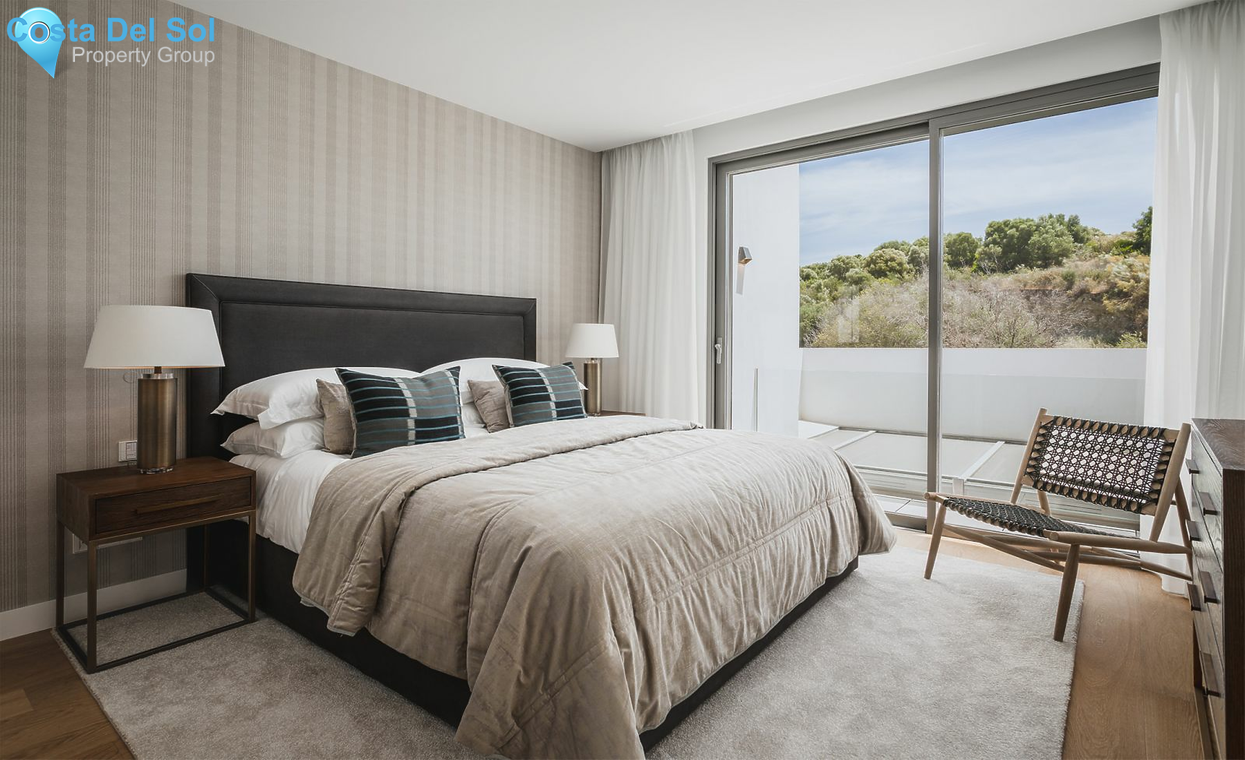 Detached Villa in El Paraiso-1468653