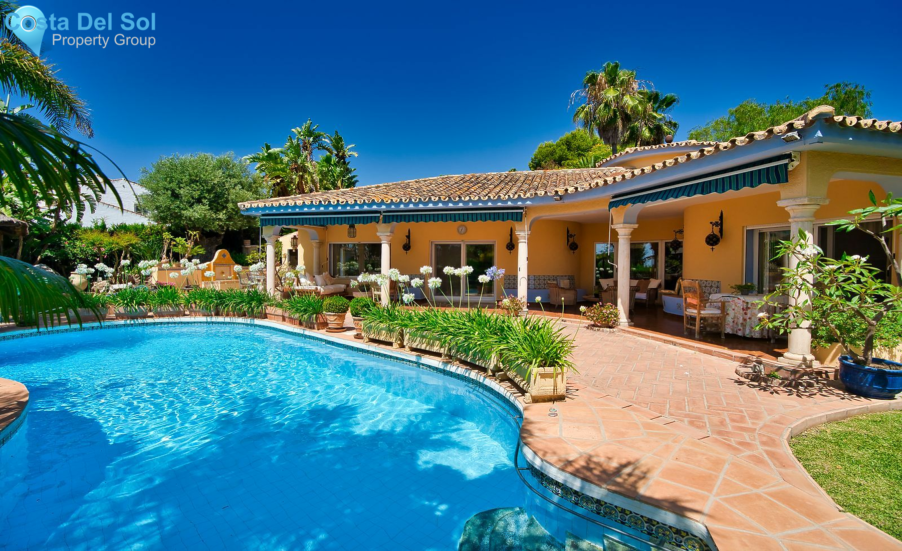 Detached Villa in El Paraiso