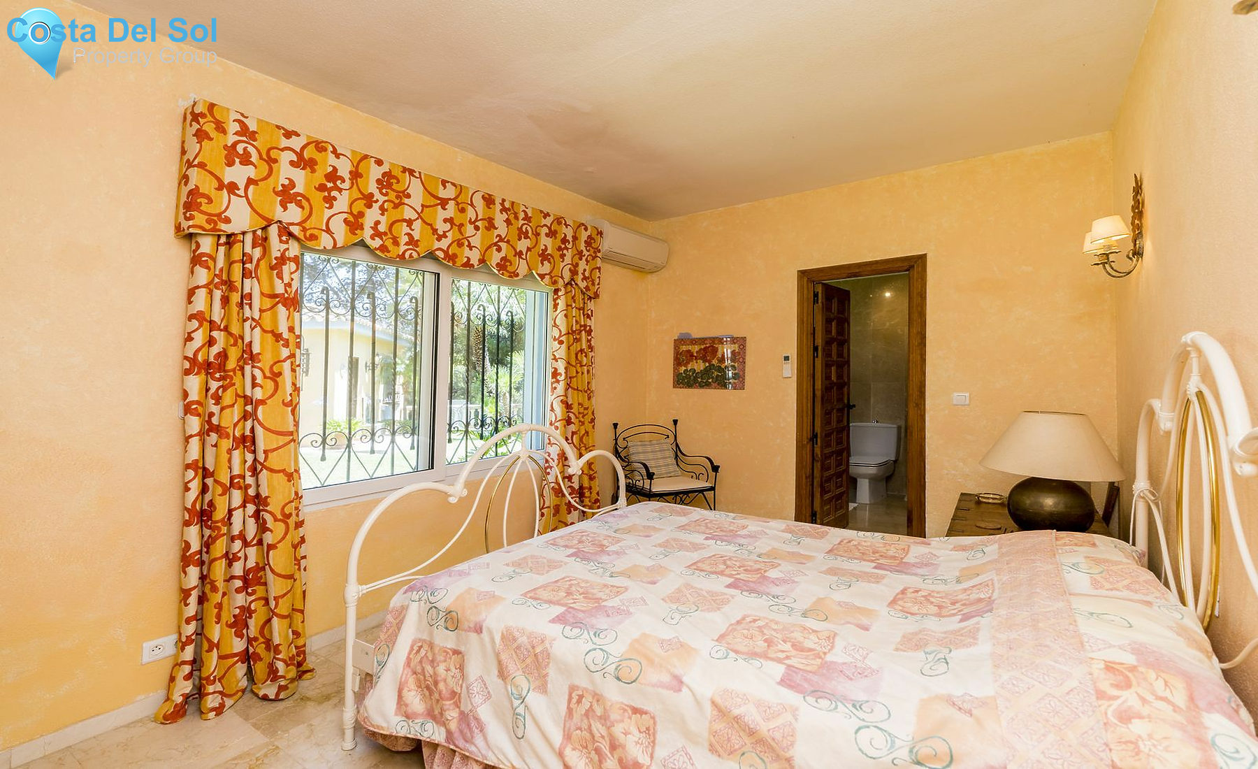 Detached Villa in El Paraiso-1482894