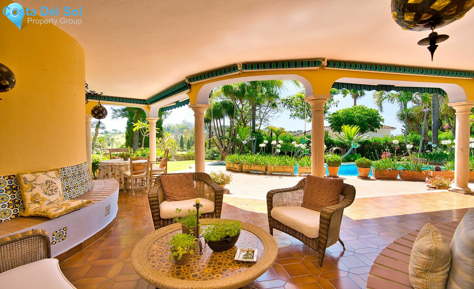 Detached Villa in El Paraiso-1482899