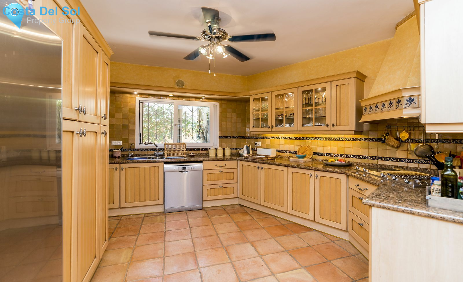 Detached Villa in El Paraiso-1482889