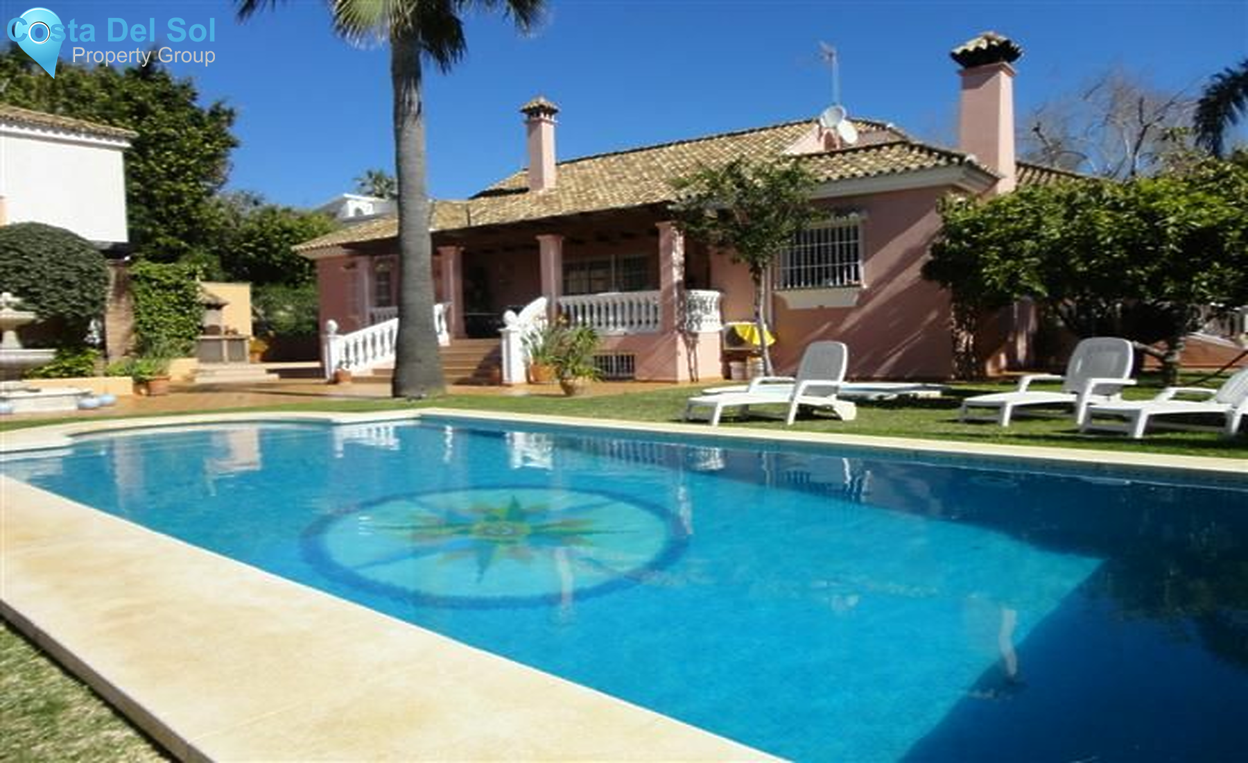 Detached Villa in El Rosario