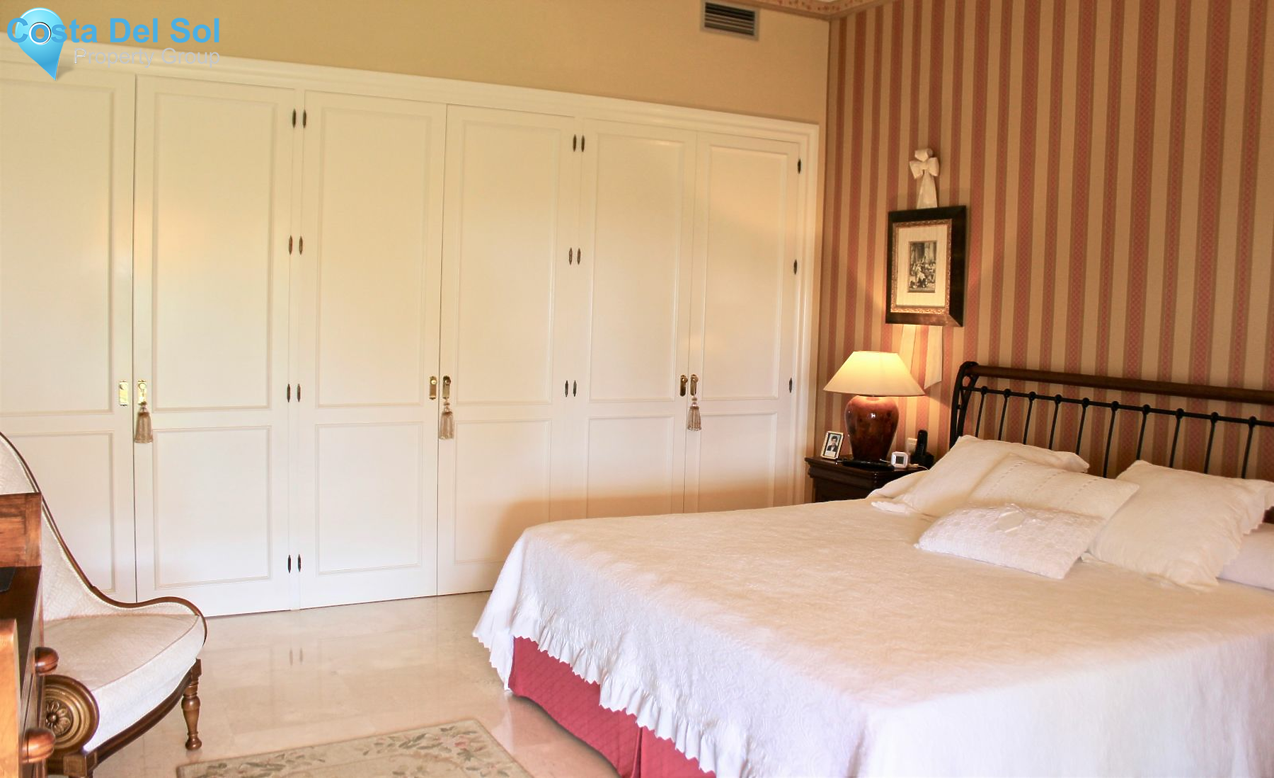 Detached Villa in El Rosario-1224628