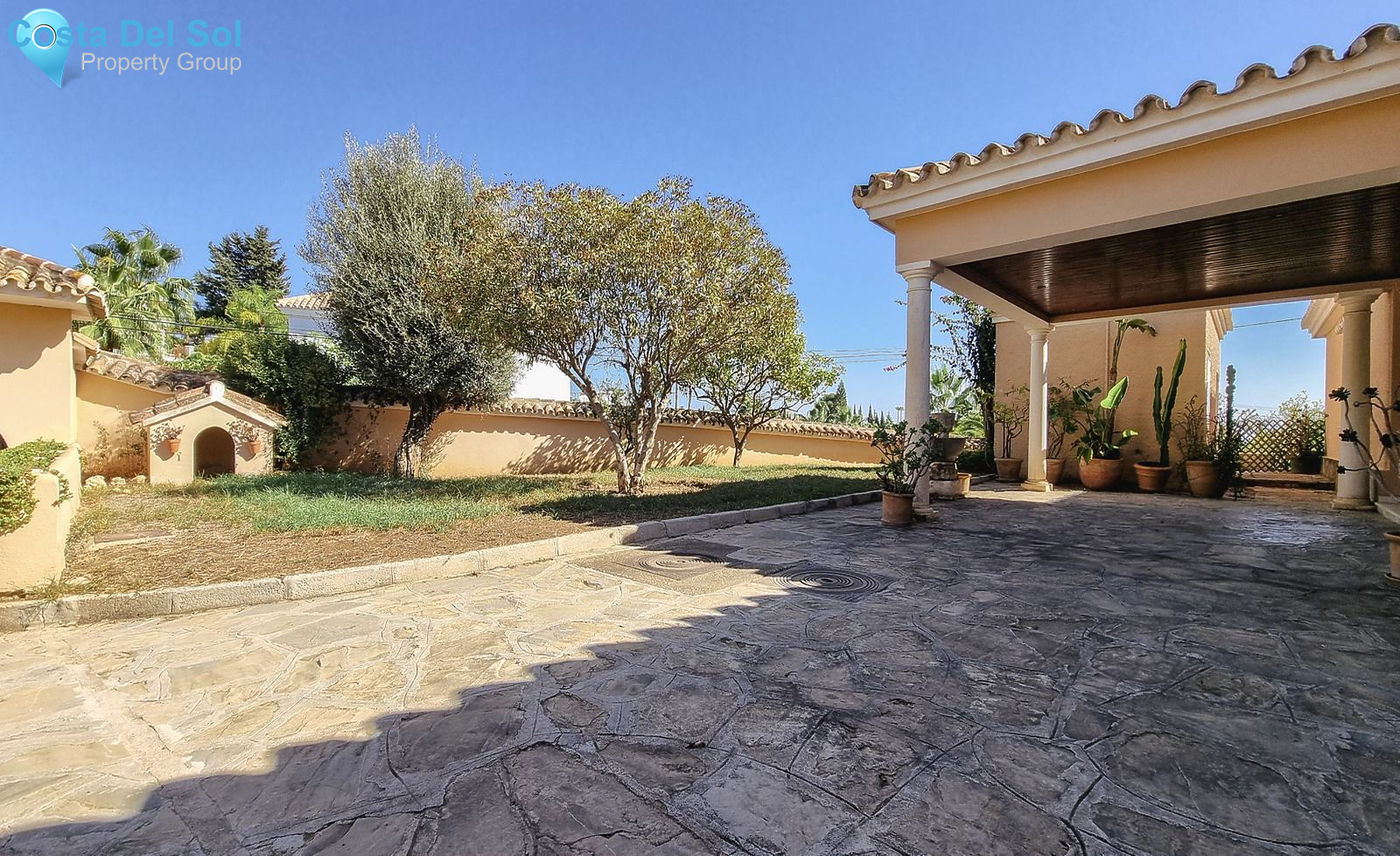 Detached Villa in El Rosario-1518889