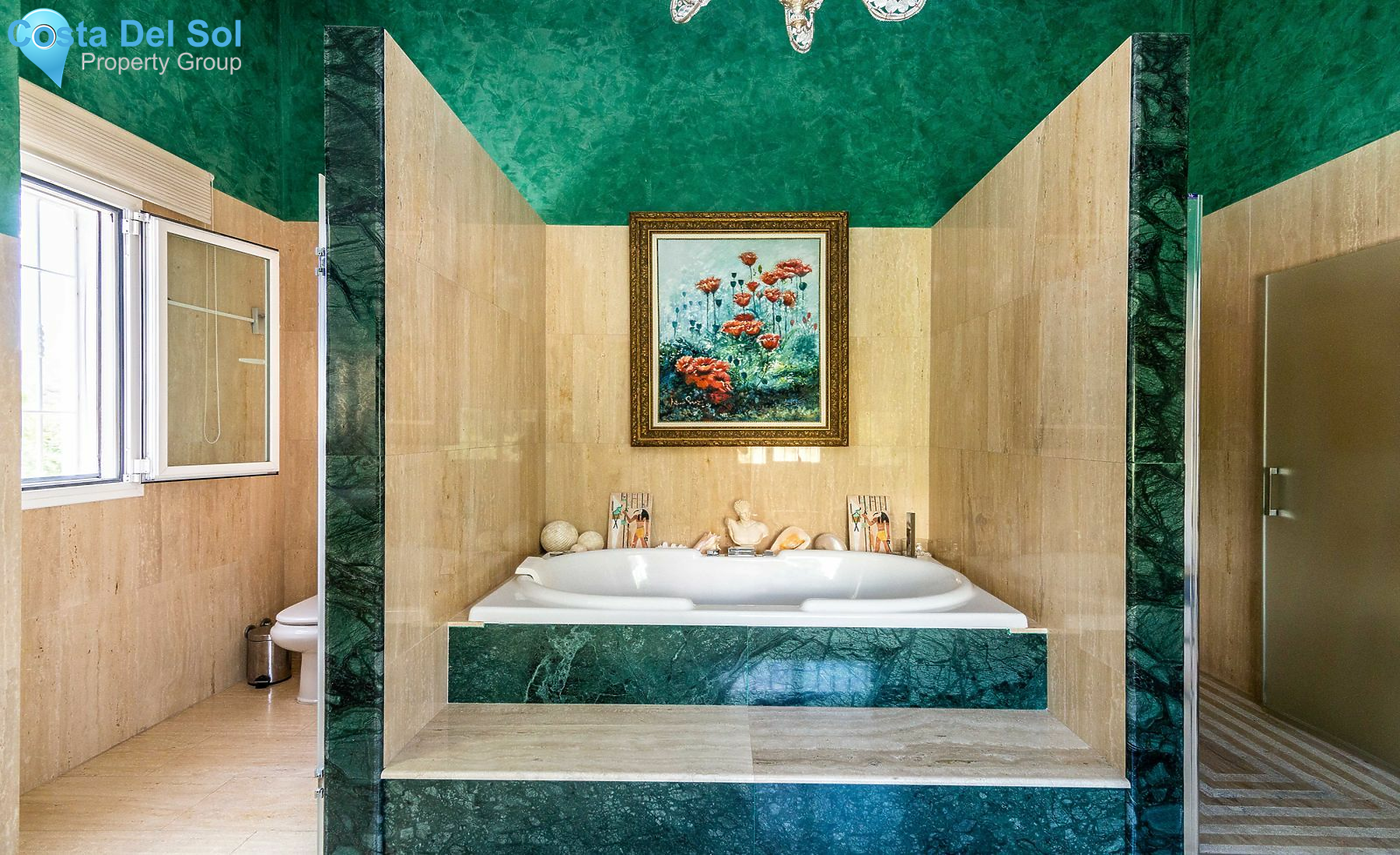 Detached Villa in Elviria-1129777