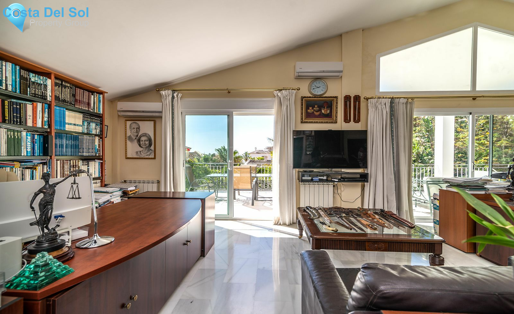 Detached Villa in Elviria-1129780