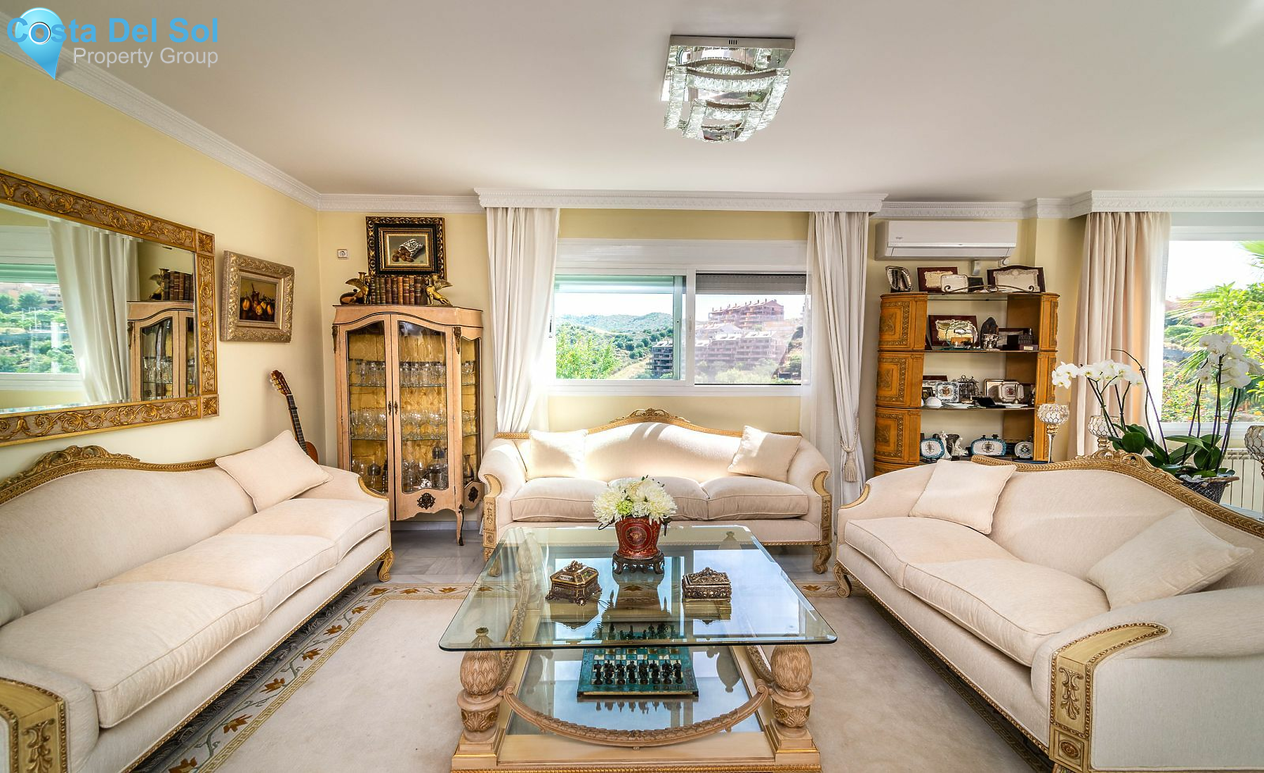 Detached Villa in Elviria-1129768