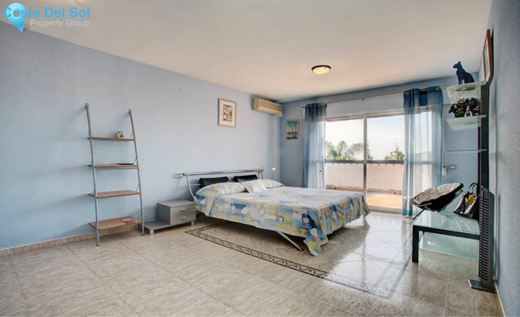 Detached Villa in Elviria-1188563