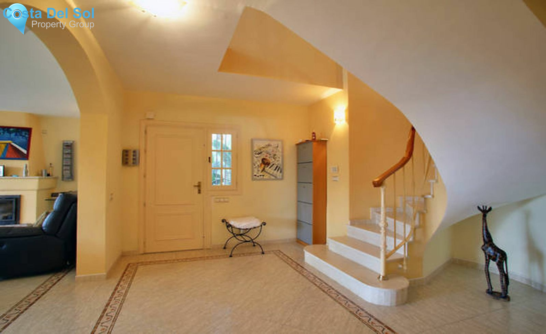 Detached Villa in Elviria-1188571