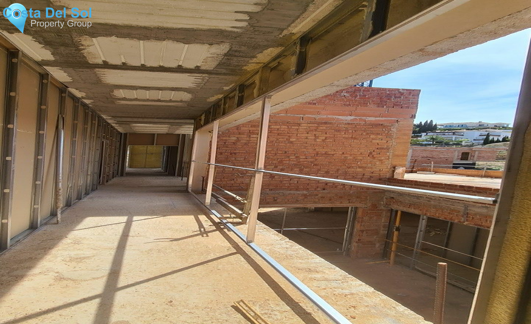 Detached Villa in Elviria-1200465