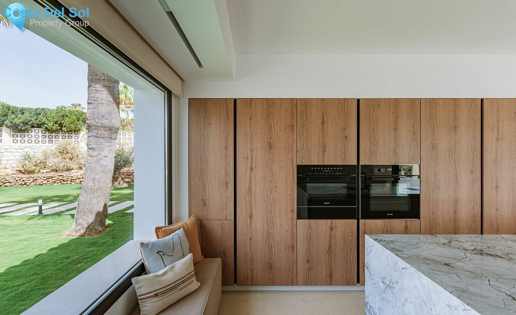 Detached Villa in Elviria-1463773