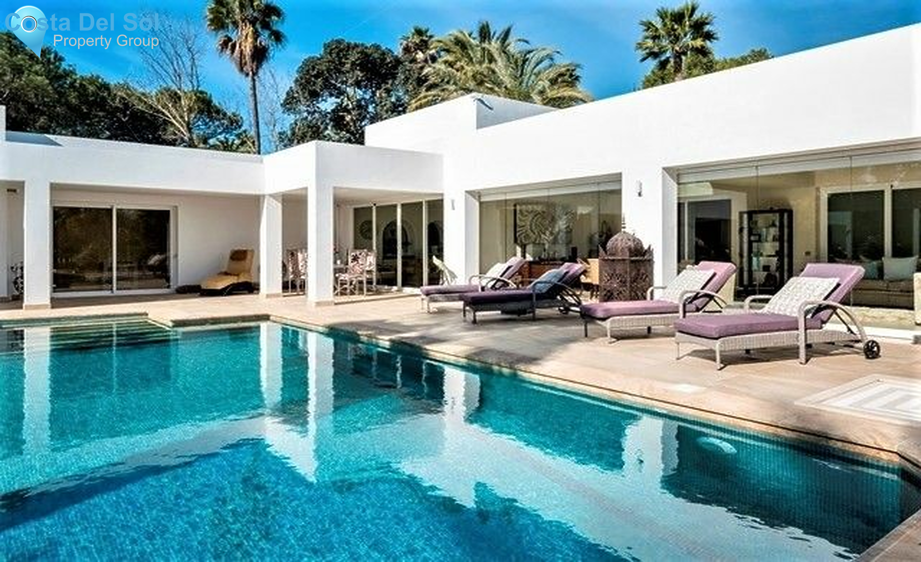Detached Villa in Estepona