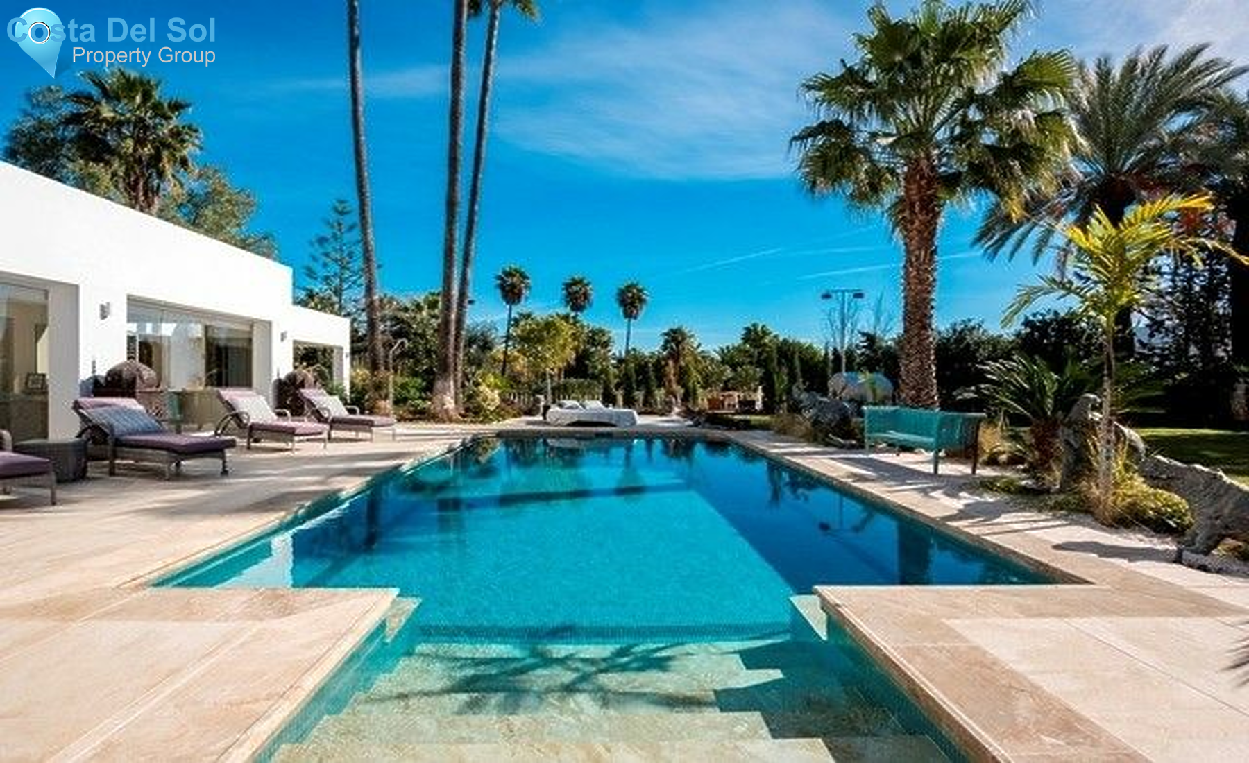 Detached Villa in Estepona-1169095