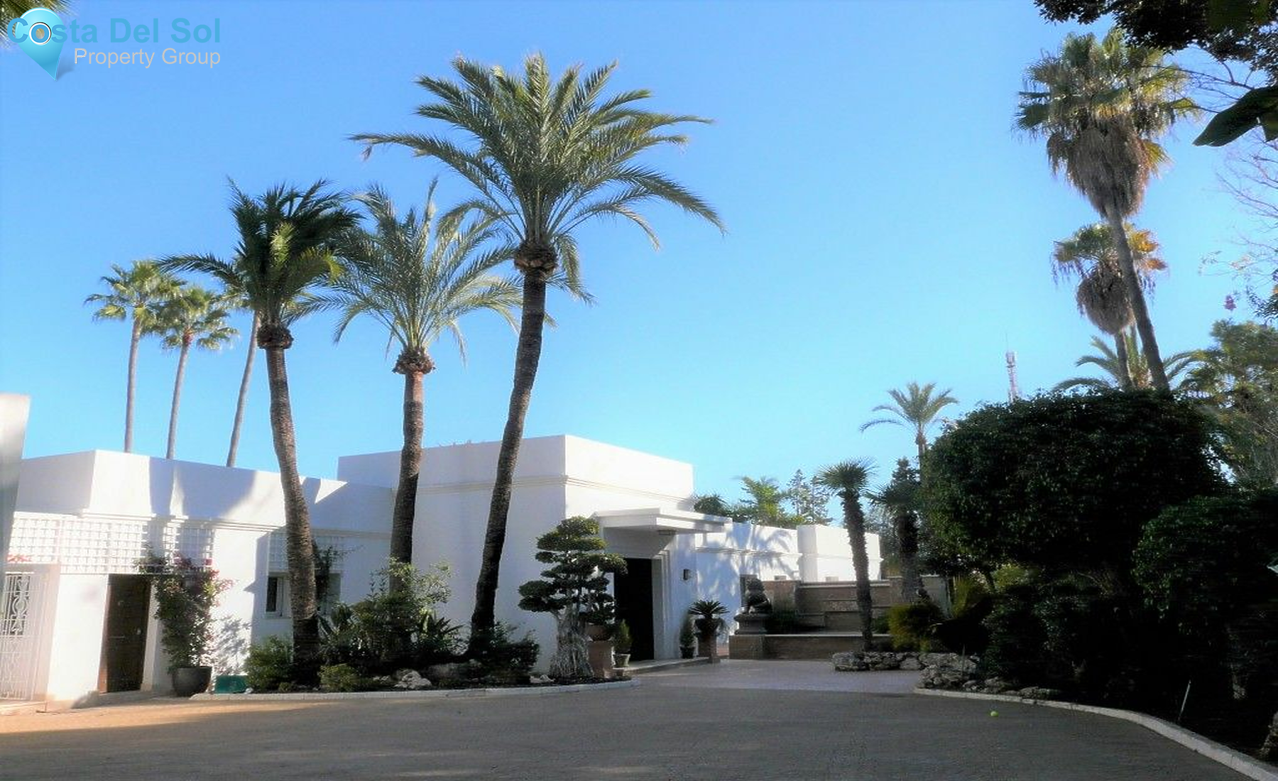 Detached Villa in Estepona-1169086