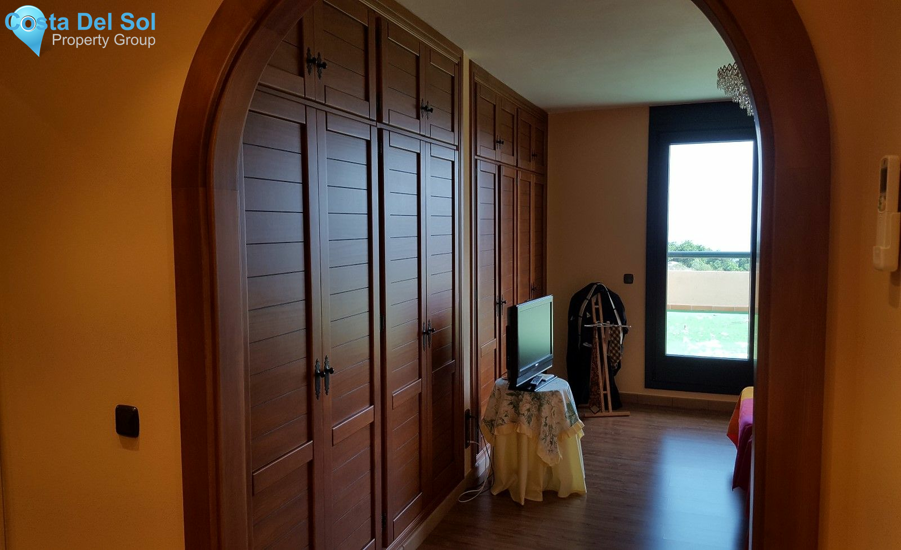 Detached Villa in Estepona-1198087