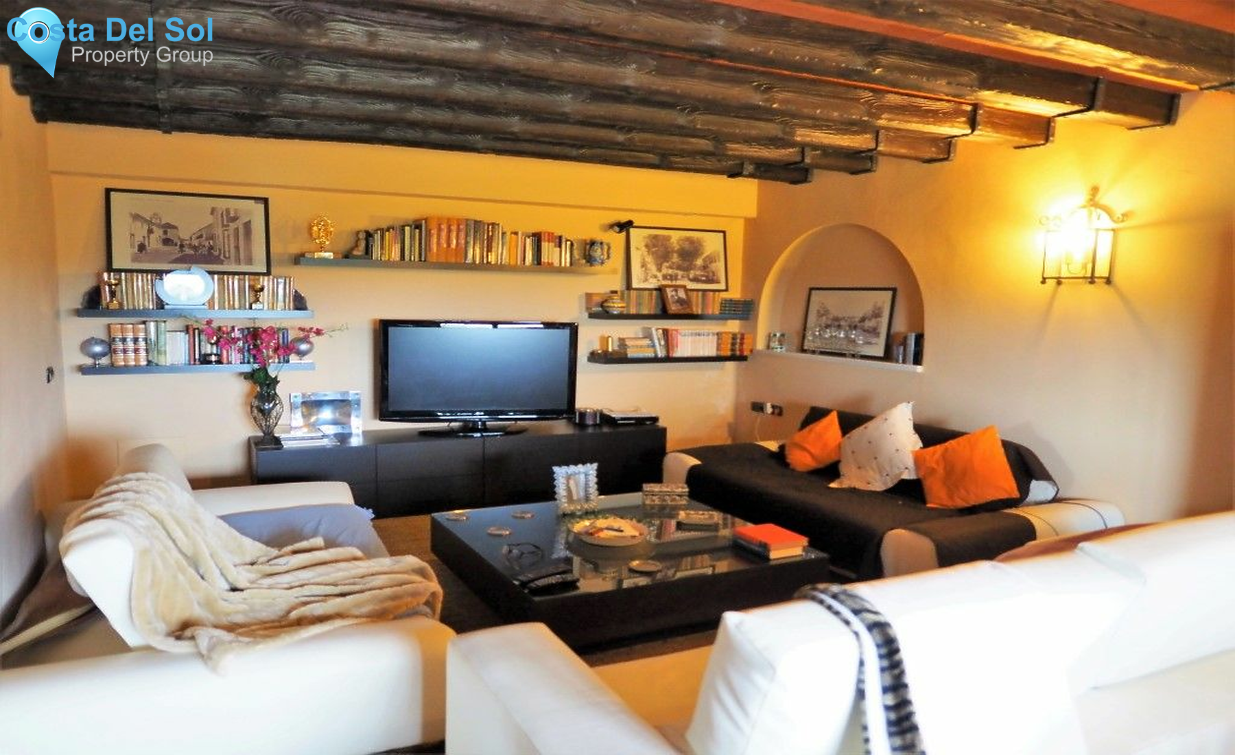 Detached Villa in Estepona-1198091