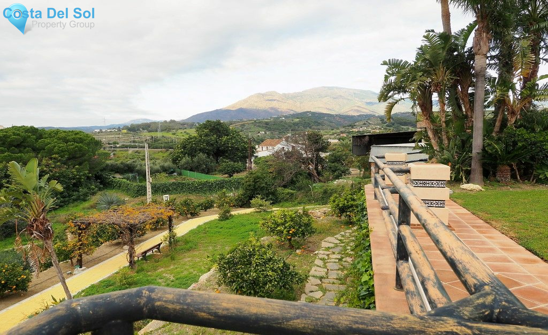 Detached Villa in Estepona-1198078