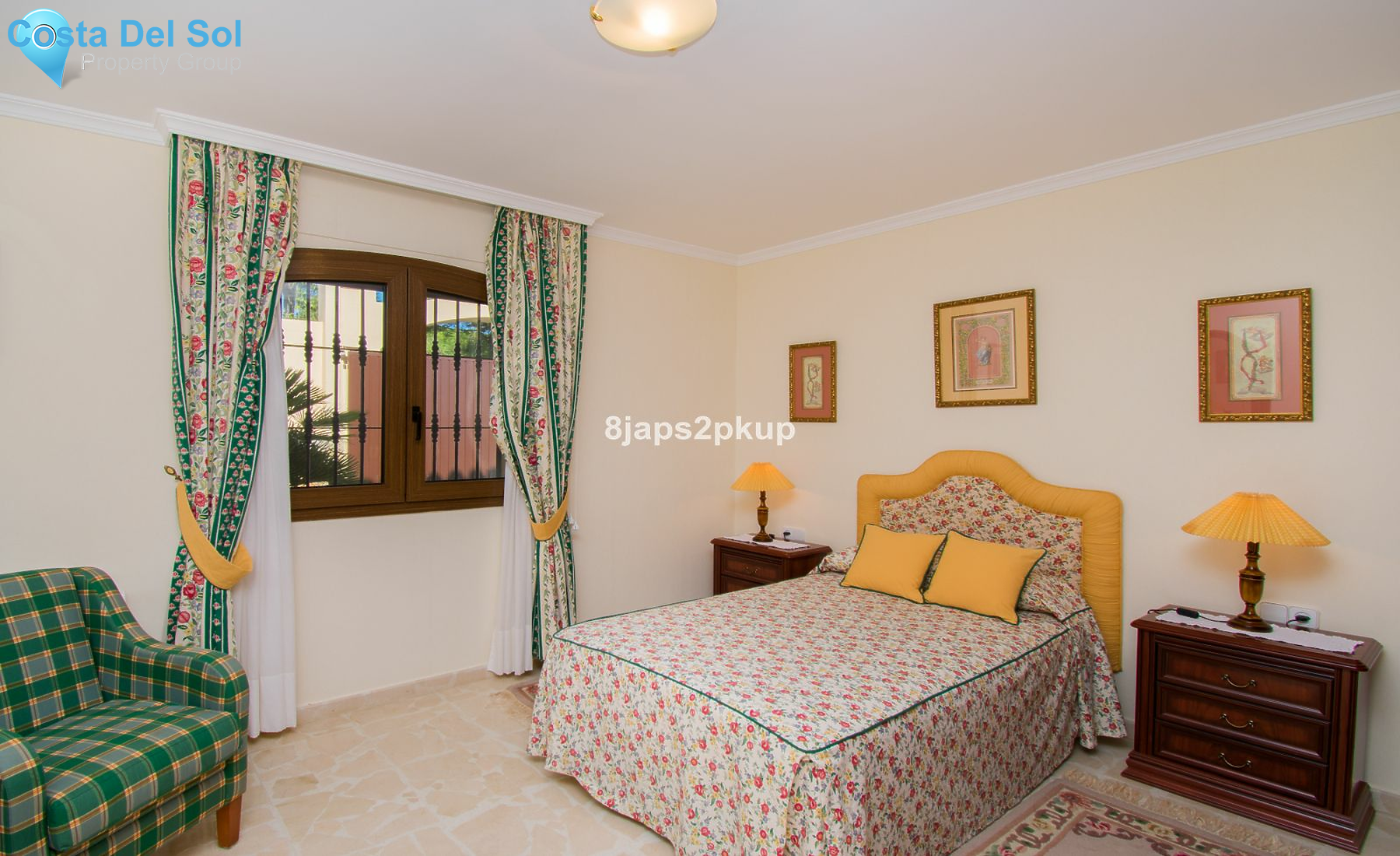 Detached Villa in Estepona-1200966