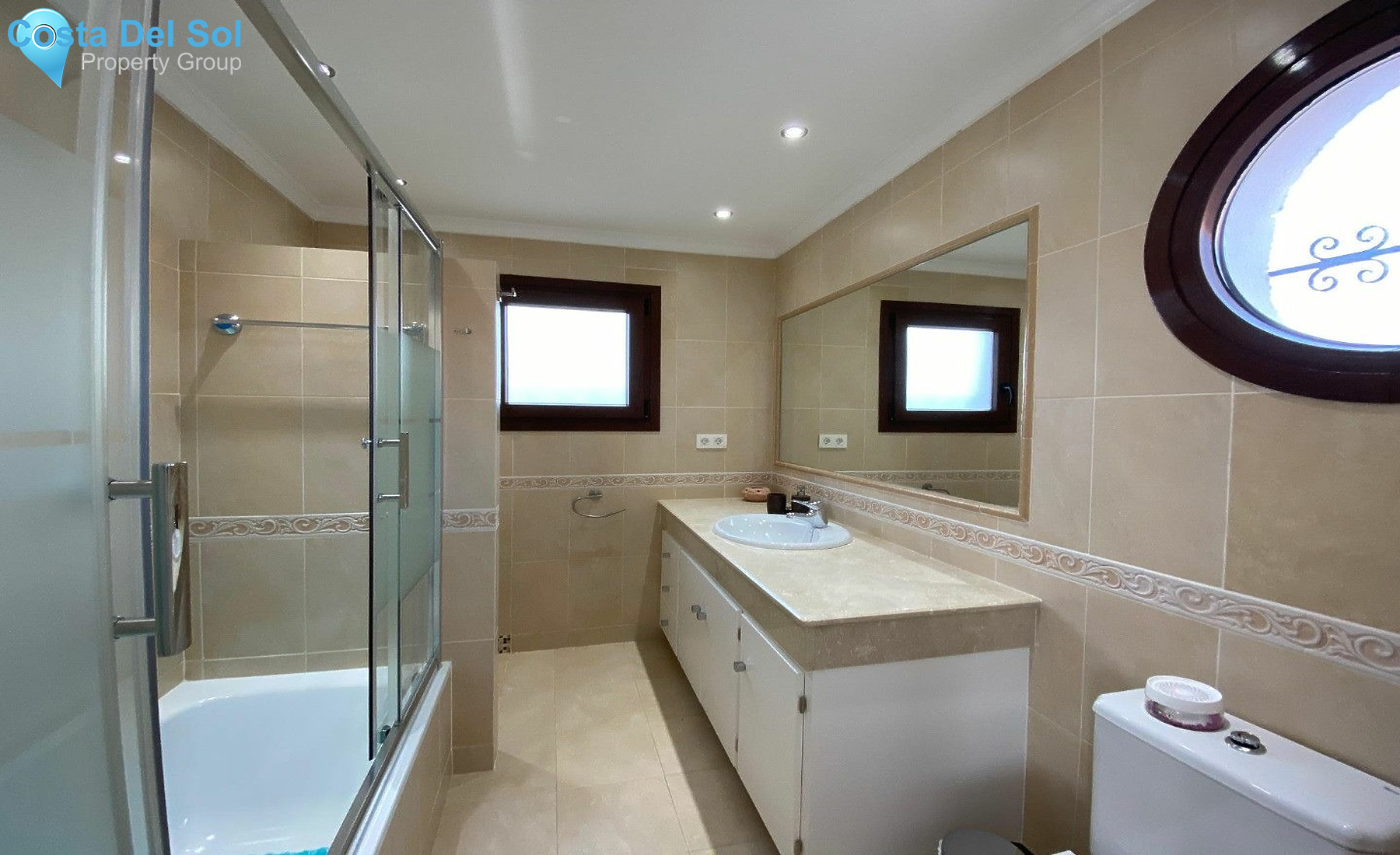 Detached Villa in Estepona-1204668