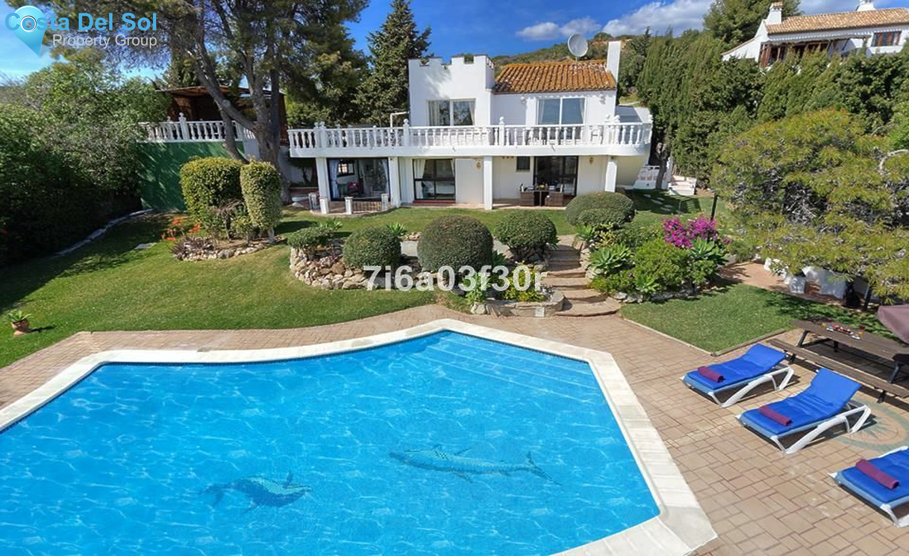 Detached Villa in Estepona-1205318