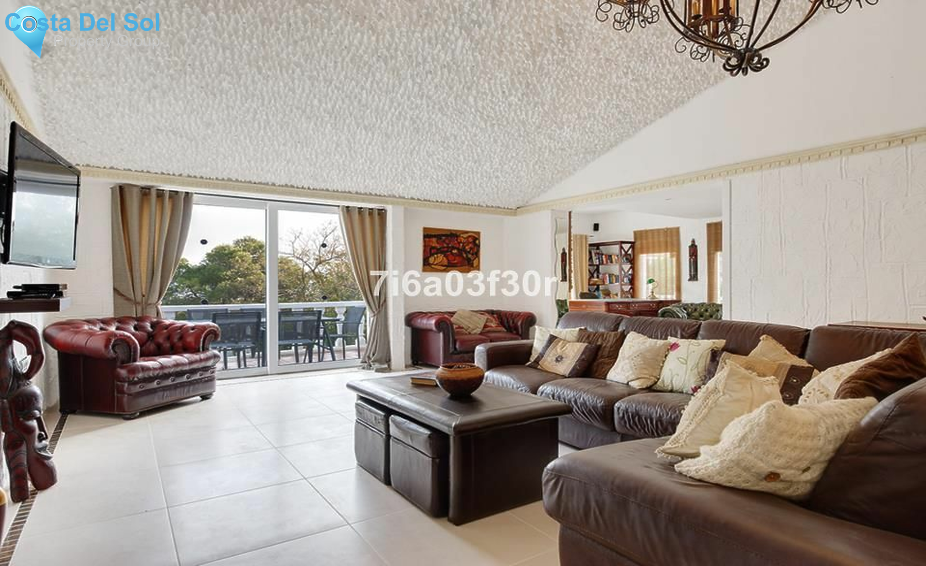 Detached Villa in Estepona-1205333