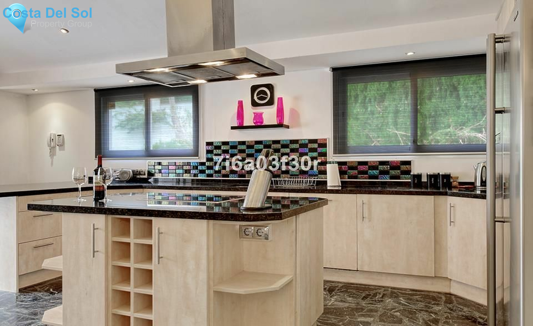 Detached Villa in Estepona-1205335