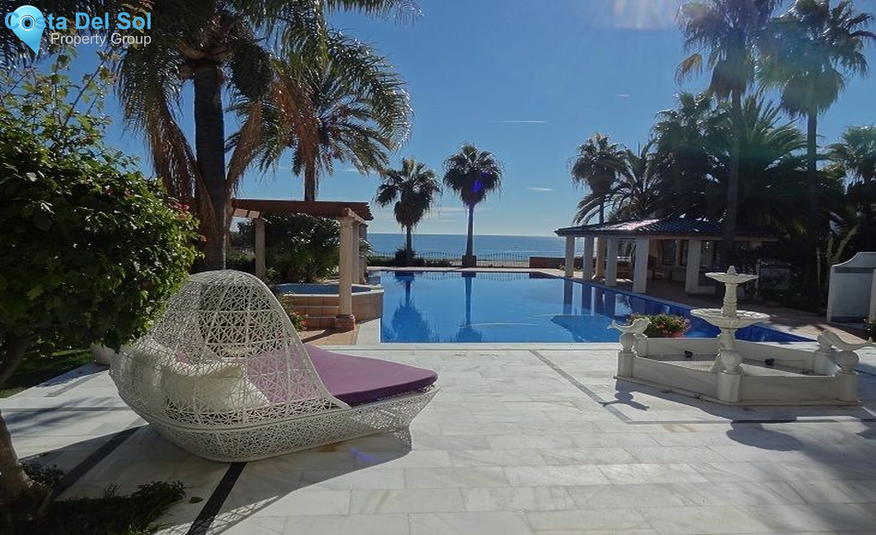 Detached Villa in Estepona-1212954
