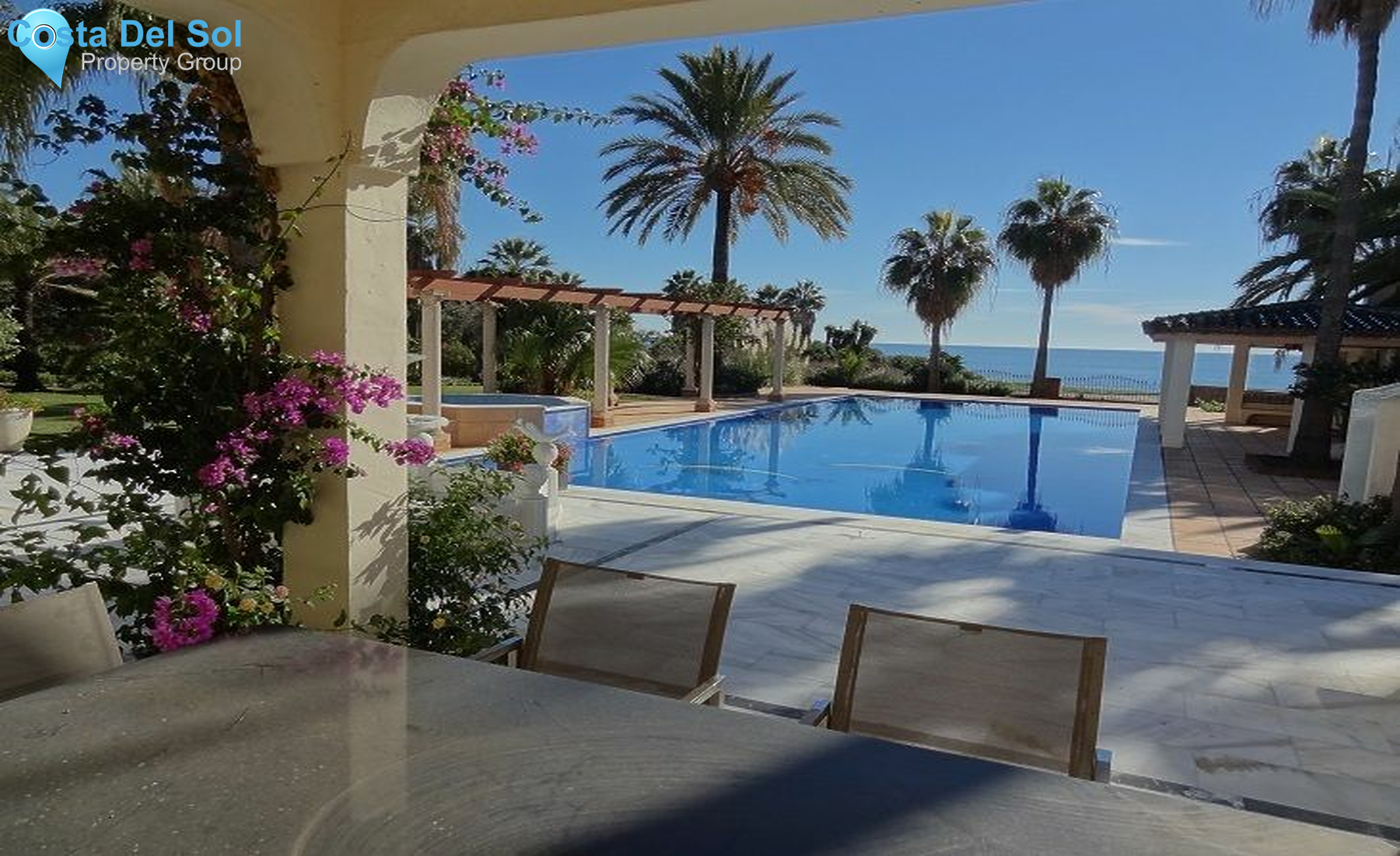 Detached Villa in Estepona-1212963