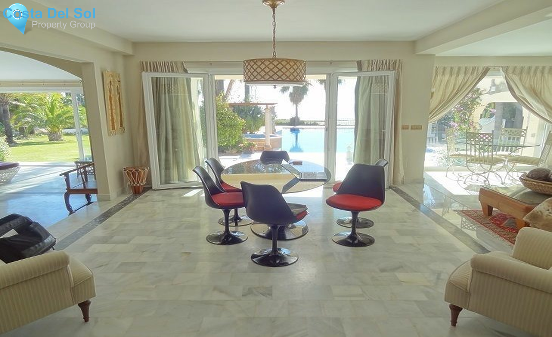 Detached Villa in Estepona-1212960