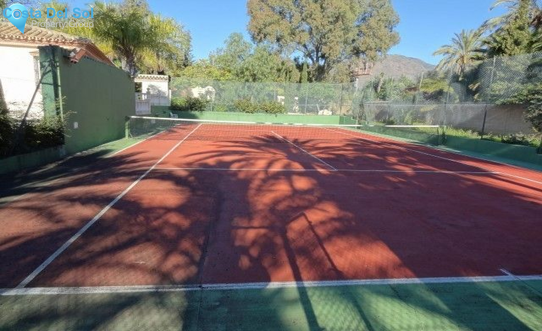 Detached Villa in Estepona-1212962